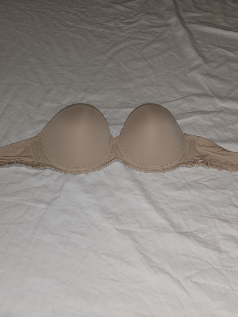 Calvin Klein Strapless Bra in Nude
